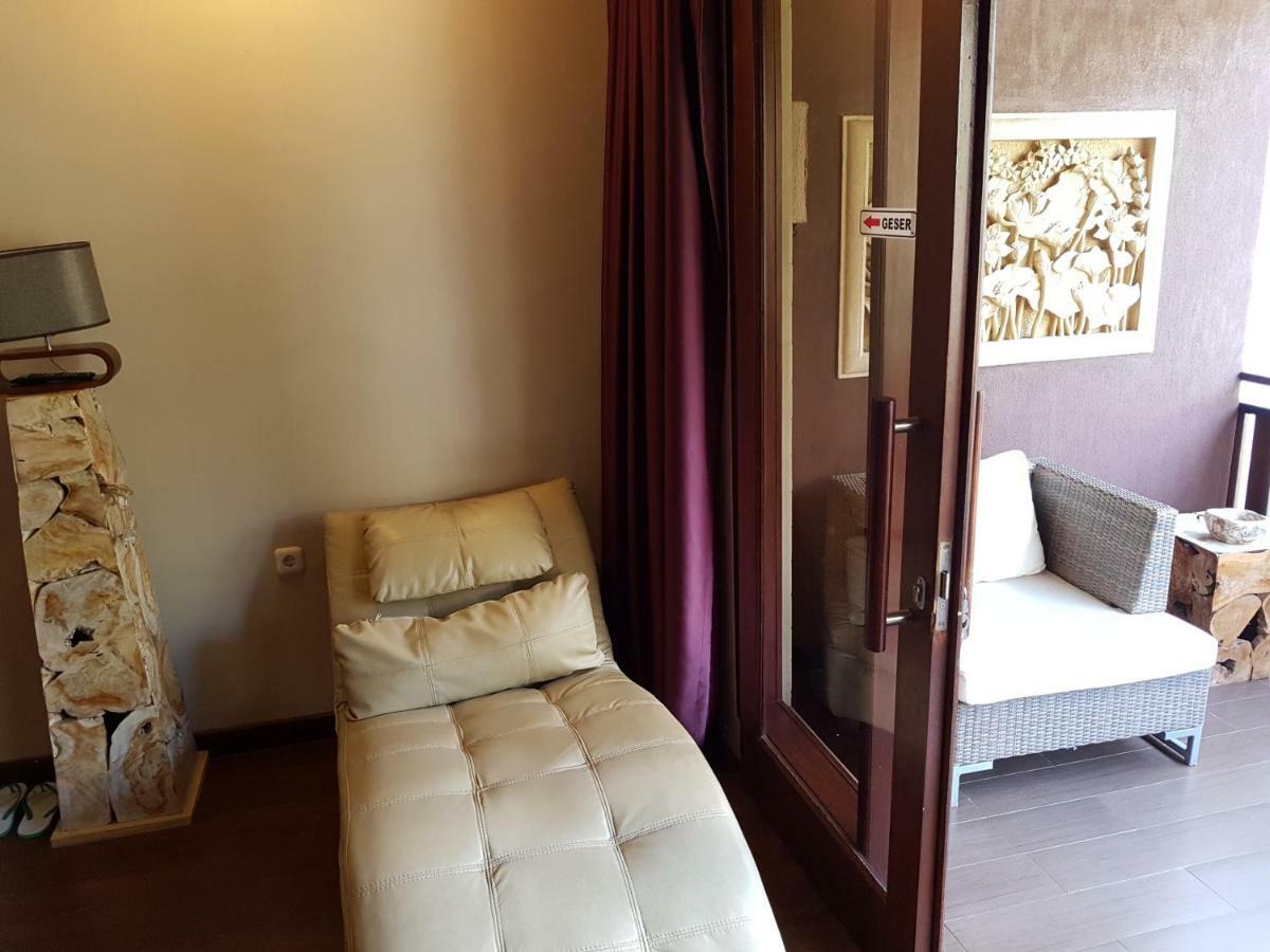 Narisha Guesthouse كوبانغ المظهر الخارجي الصورة
