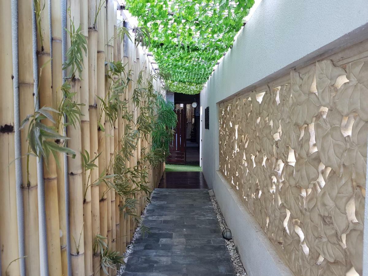 Narisha Guesthouse كوبانغ المظهر الخارجي الصورة