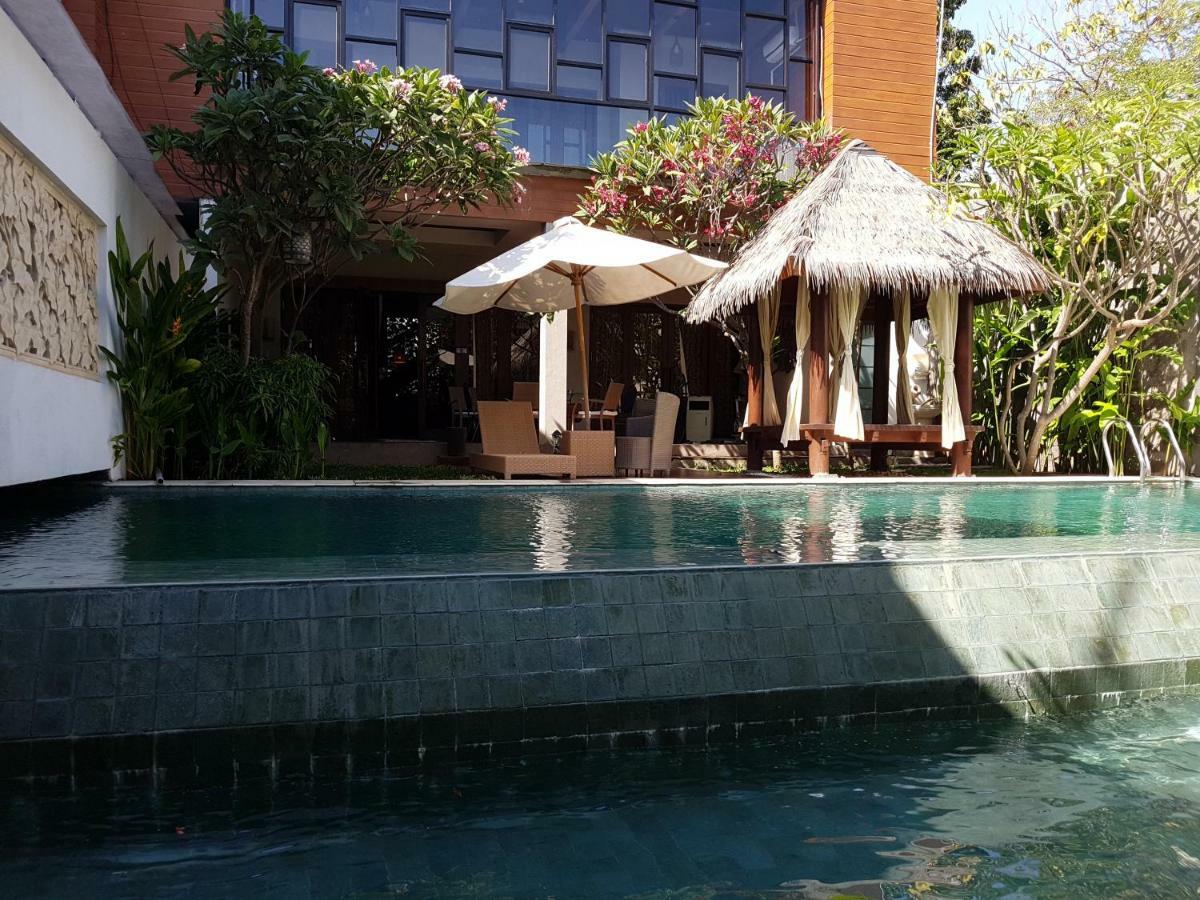 Narisha Guesthouse كوبانغ المظهر الخارجي الصورة